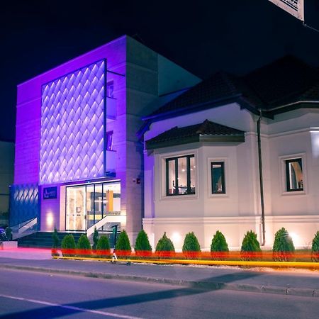 Hotel Aura Unirii 阿尔巴·尤利亚· 外观 照片