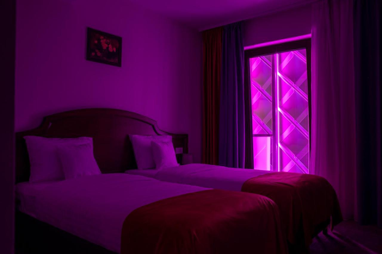 Hotel Aura Unirii 阿尔巴·尤利亚· 外观 照片